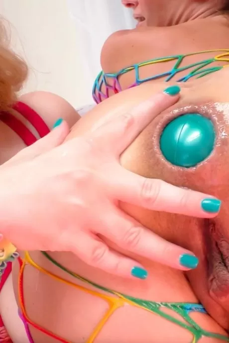 Завтрак Злого Ангела у Шины, Сцена 01